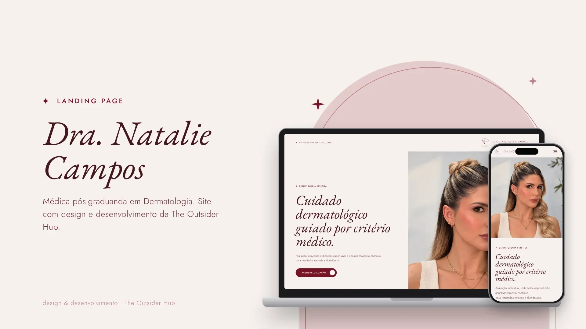 Landing page da Dra. Natalie Campos no computador e no celular, em tons de vinho e rosé